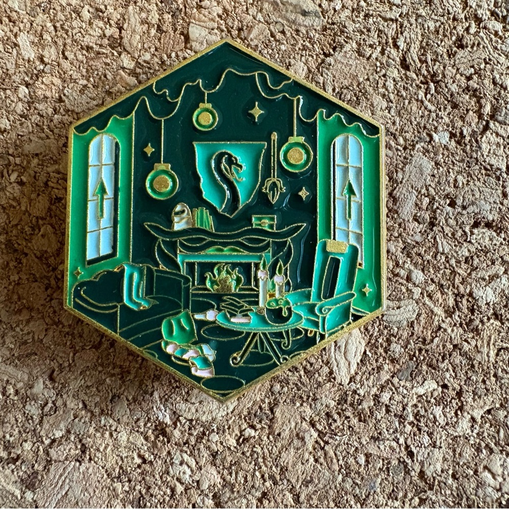 New Slytherin Common Room Enamel Pin